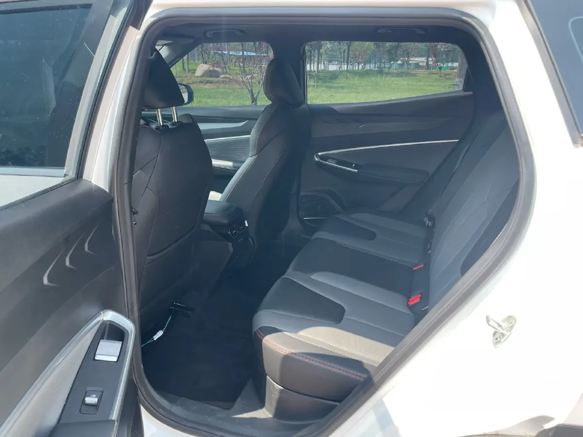 2024 Geely Azkarra 1.5T 181HP L4 7DCT,autocango,china used car exporter,china ev exporter,chinese used car exporter,chinese used ev exporter