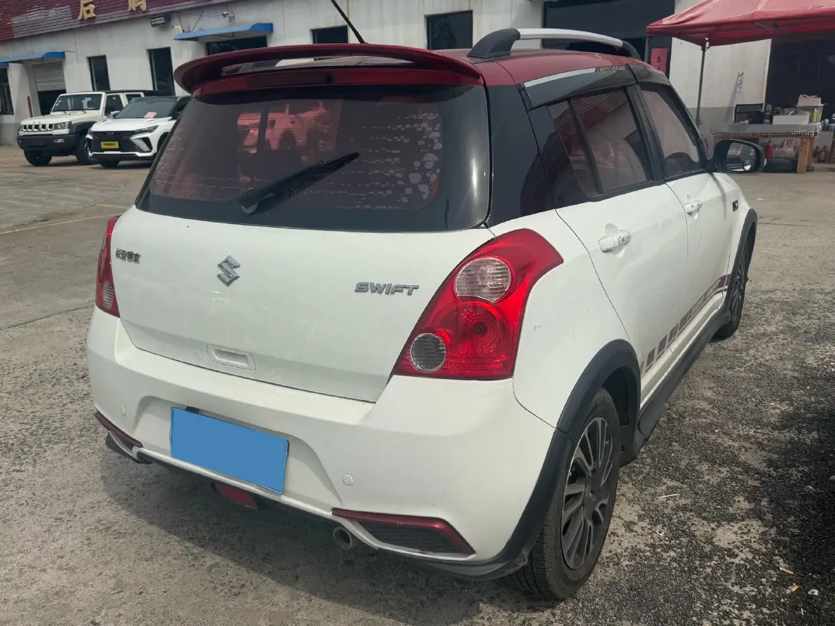 2015 LiFan 720 1.8L 133HP L4 CVT,autocango,china used car exporter,china ev exporter,chinese used car exporter,chinese used ev exporter