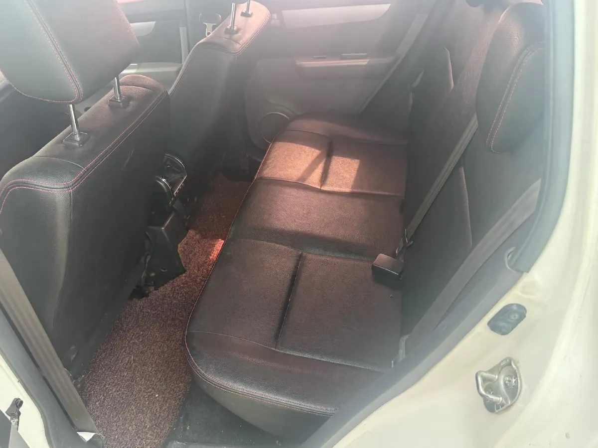 2015 LiFan 720 1.8L 133HP L4 CVT,autocango,china used car exporter,china ev exporter,chinese used car exporter,chinese used ev exporter