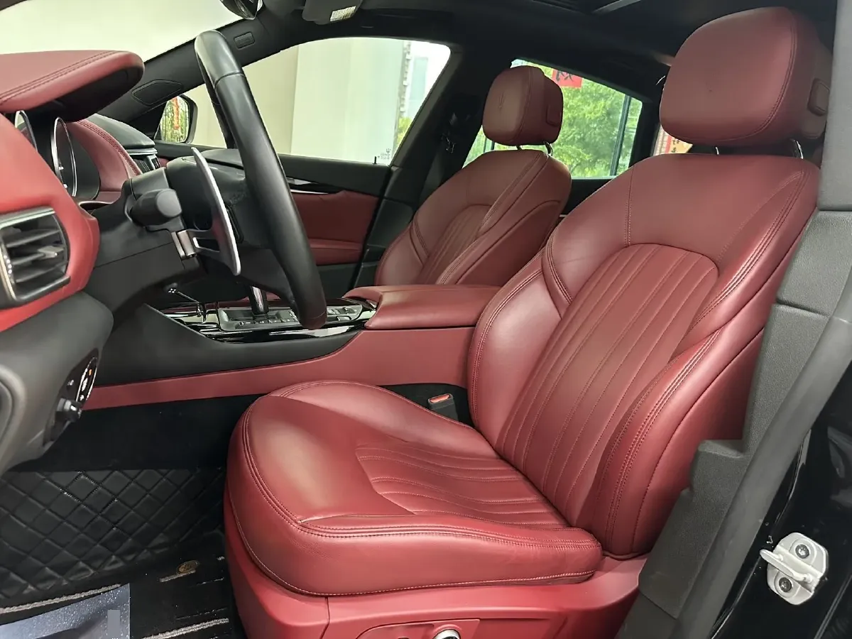 2021 Maserati Levante 3.0T 350HP V6 8AT,autocango,china used car exporter,china ev exporter,chinese used car exporter,chinese used ev exporter