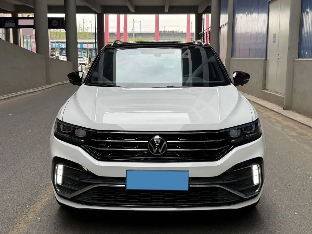 2022 Volkswagen T-Roc 1.4T 150HP L4 7DCT,autocango,china used car exporter,china ev exporter,chinese used car exporter,chinese used ev exporter