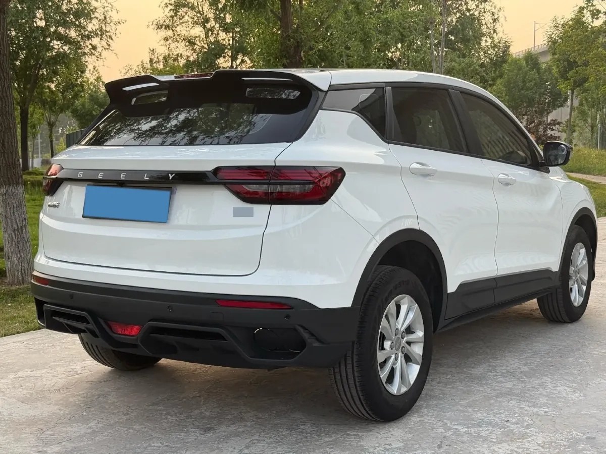 2025 Geely Coolray 1.5L 126HP L4 5MT,autocango,china used car exporter,china ev exporter,chinese used car exporter,chinese used ev exporter