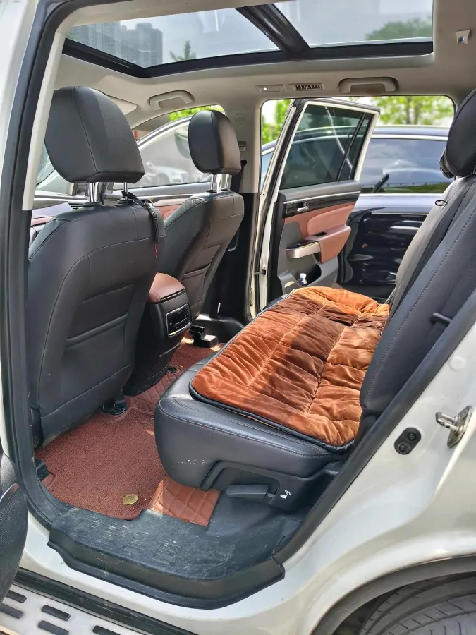 2017 GAC Trumpchi GS8 2.0T 201HP L4 6AT,autocango,china used car exporter,china ev exporter,chinese used car exporter,chinese used ev exporter