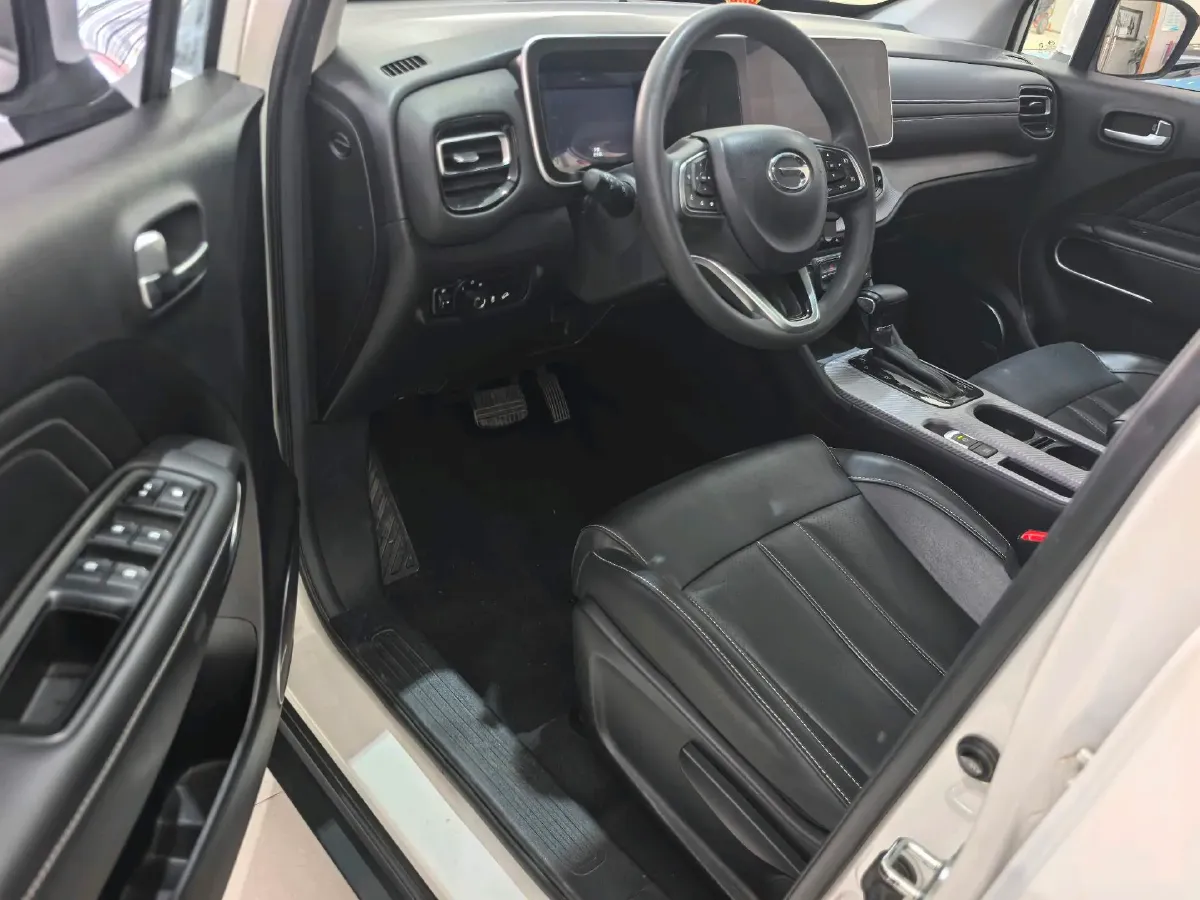 2021 GAC Trumpchi GS3 1.5T 169HP L4 6AT,autocango,china used car exporter,china ev exporter,chinese used car exporter,chinese used ev exporter