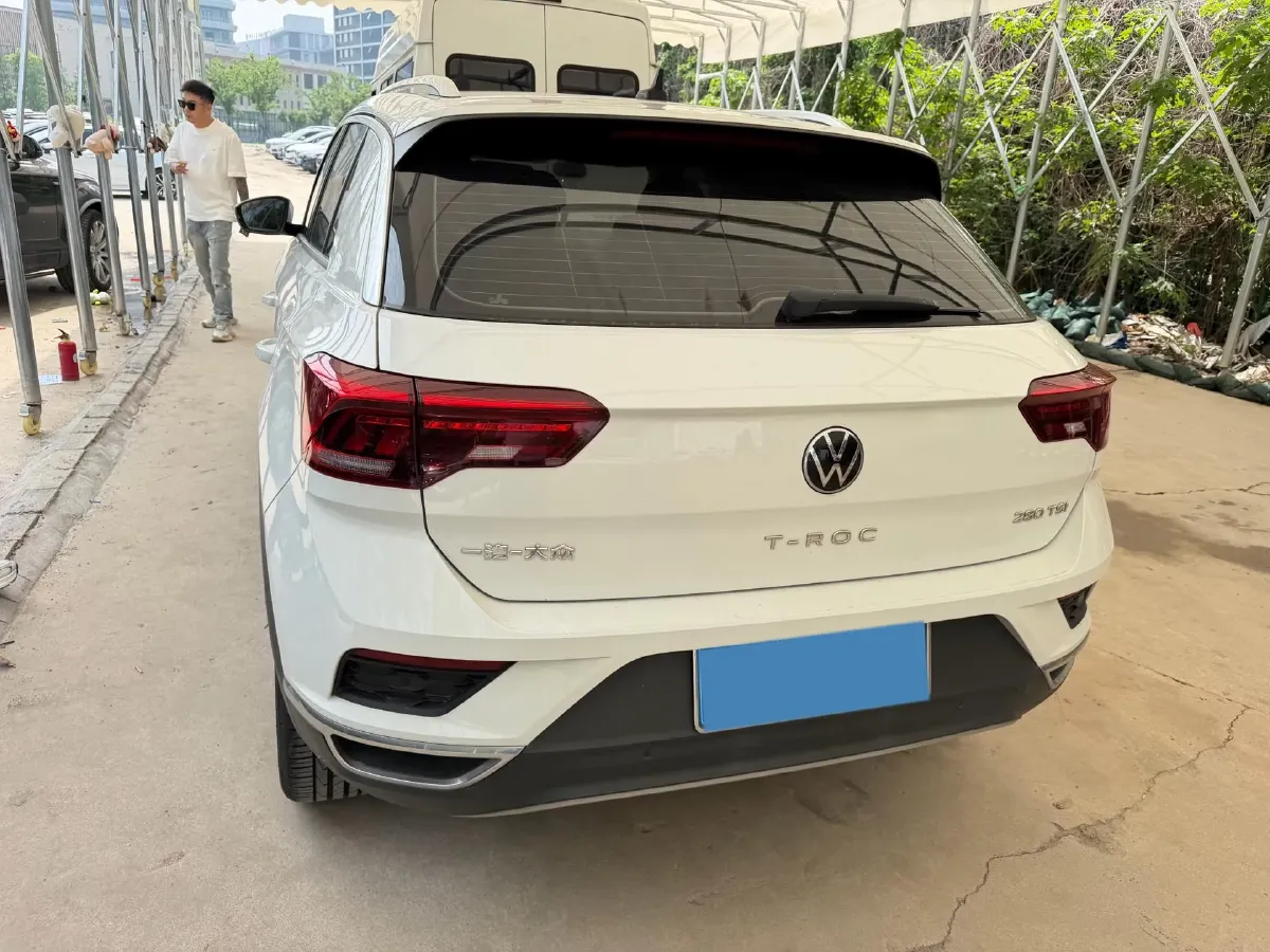 2020 Volkswagen T-Roc 1.4T 150HP L4 7DCT,autocango,china used car exporter,china ev exporter,chinese used car exporter,chinese used ev exporter