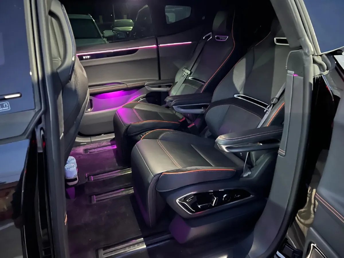 2021 HiPhi X BEV 97KWH,autocango,china used car exporter,china ev exporter,chinese used car exporter,chinese used ev exporter