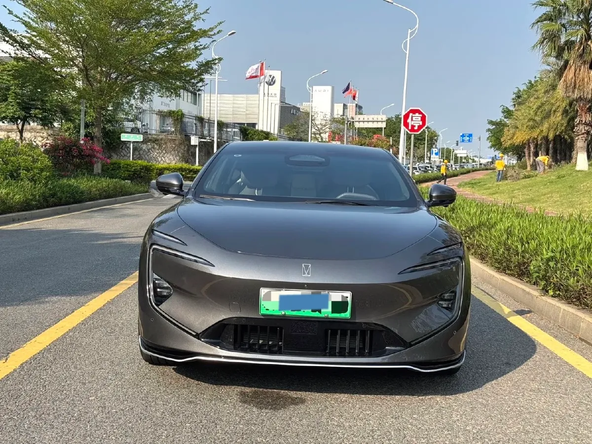 2026 Avatr 12 BEV,autocango,china used car exporter,china ev exporter,chinese used car exporter,chinese used ev exporter