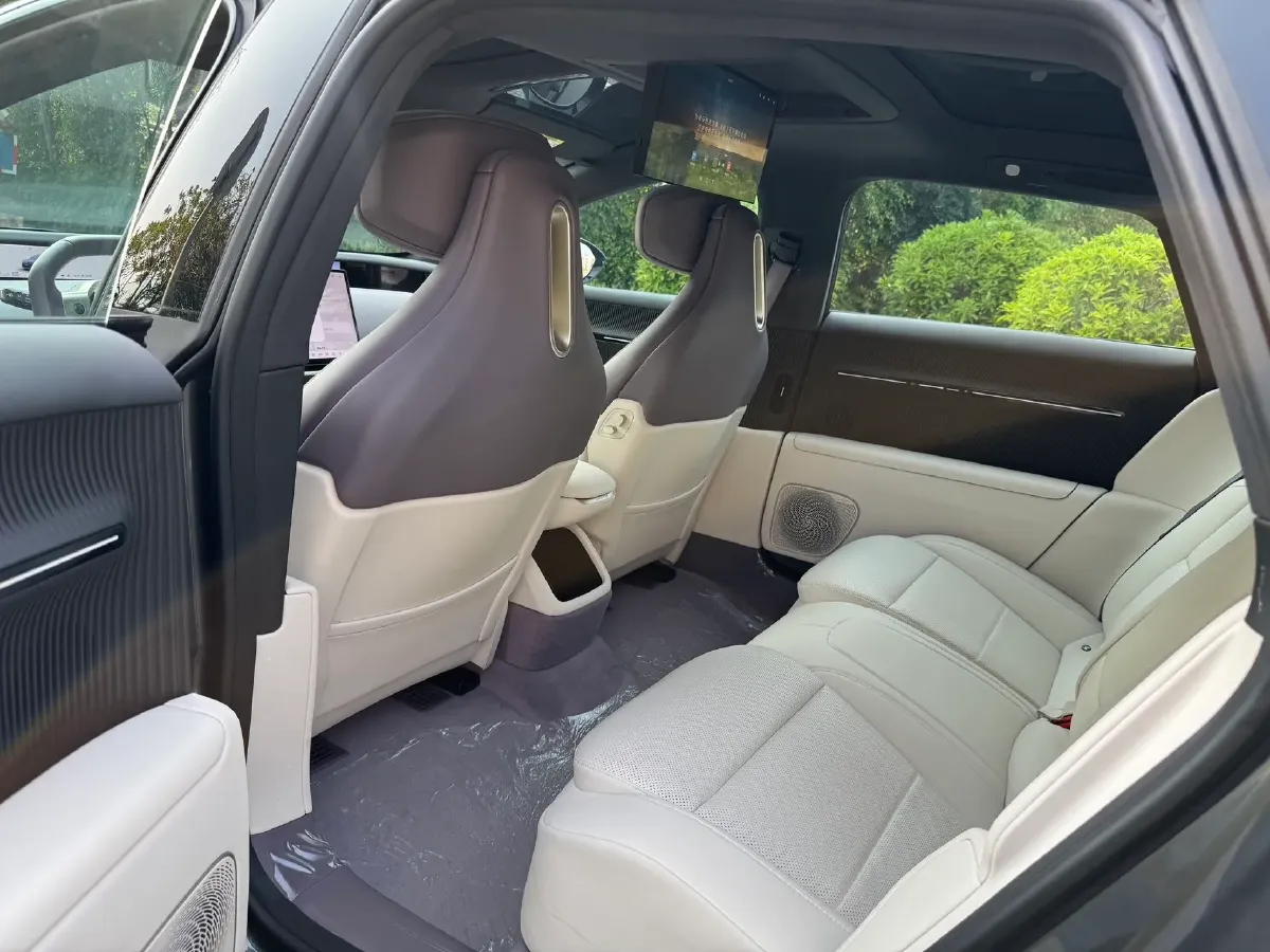 2026 Avatr 12 BEV,autocango,china used car exporter,china ev exporter,chinese used car exporter,chinese used ev exporter