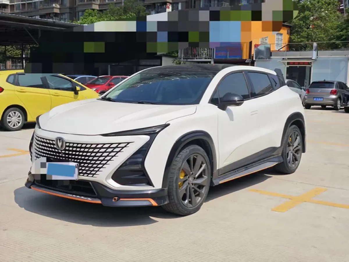 2020 ChangAn UNI-T 1.5T 180HP L4 7DCT,autocango,china used car exporter,china ev exporter,chinese used car exporter,chinese used ev exporter