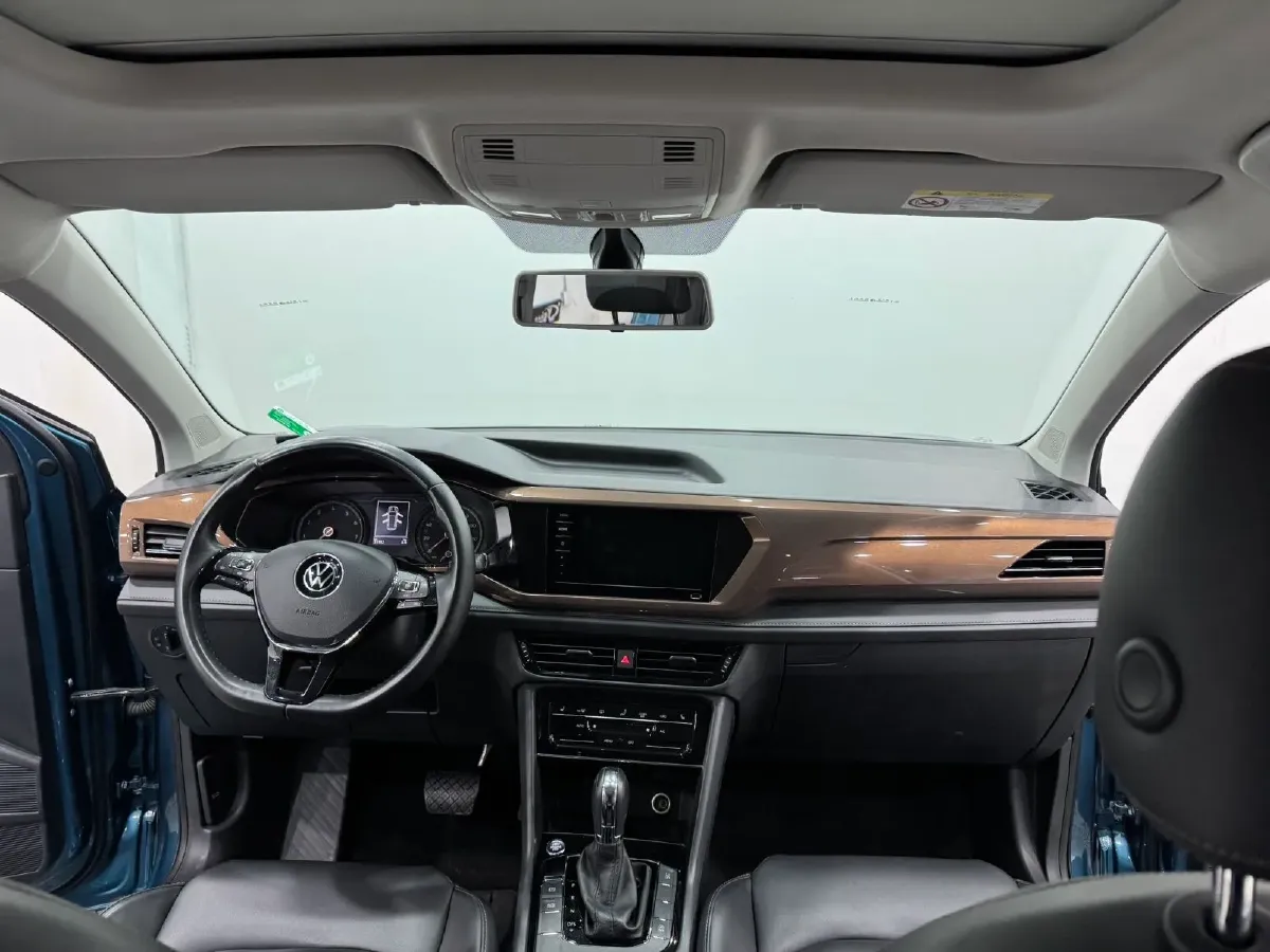 2021 Volkswagen Tharu 1.4T 150HP L4 7DCT,autocango,china used car exporter,china ev exporter,chinese used car exporter,chinese used ev exporter