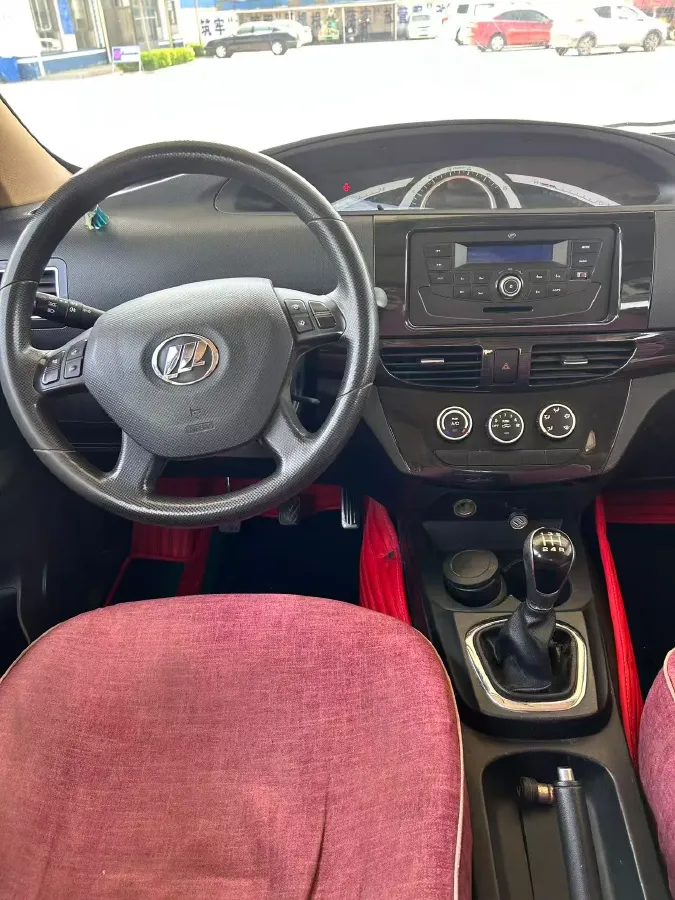 2015 LiFan LeTu 1.2L 84HP L4 5MT,autocango,china used car exporter,china ev exporter,chinese used car exporter,chinese used ev exporter