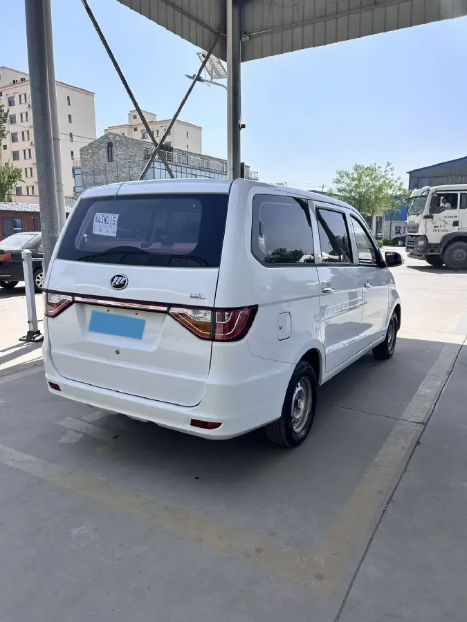 2015 LiFan LeTu 1.2L 84HP L4 5MT,autocango,china used car exporter,china ev exporter,chinese used car exporter,chinese used ev exporter
