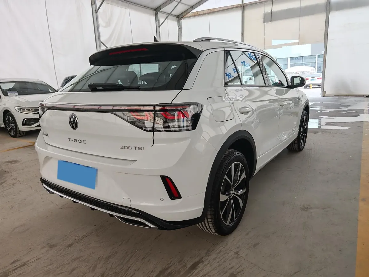 2024 Volkswagen T-Roc 1.5T 160HP L4 7DCT,autocango,china used car exporter,china ev exporter,chinese used car exporter,chinese used ev exporter