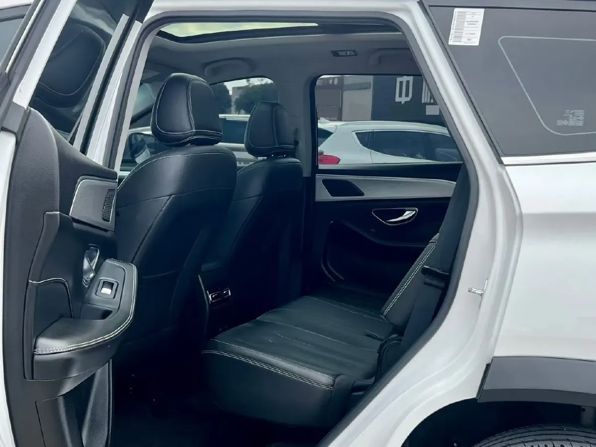 2021 Jetour X90 1.6T 197HP L4 7DCT,autocango,china used car exporter,china ev exporter,chinese used car exporter,chinese used ev exporter