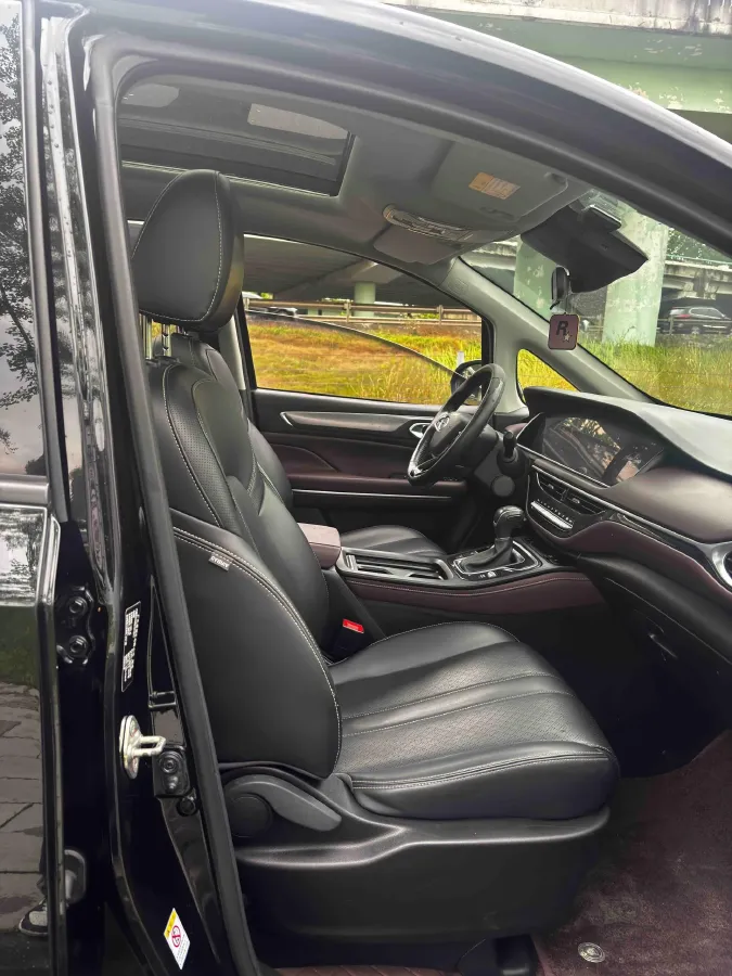 2021 GAC Trumpchi M6 1.5T 169HP L4 7DCT,autocango,china used car exporter,china ev exporter,chinese used car exporter,chinese used ev exporter