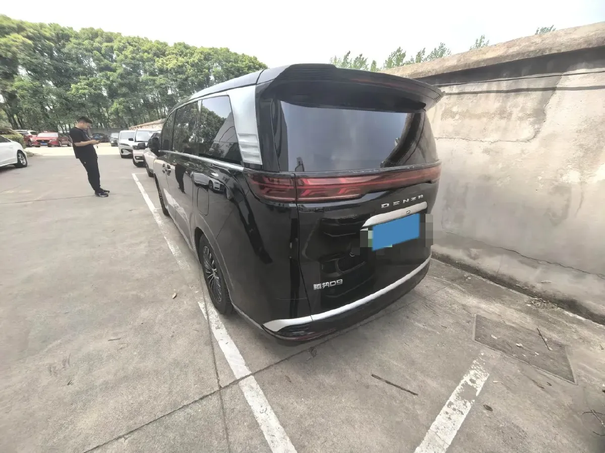2024 Denza D9 1.5T 139HP L4 E-CVT PHEV 40KWH,autocango,china used car exporter,china ev exporter,chinese used car exporter,chinese used ev exporter