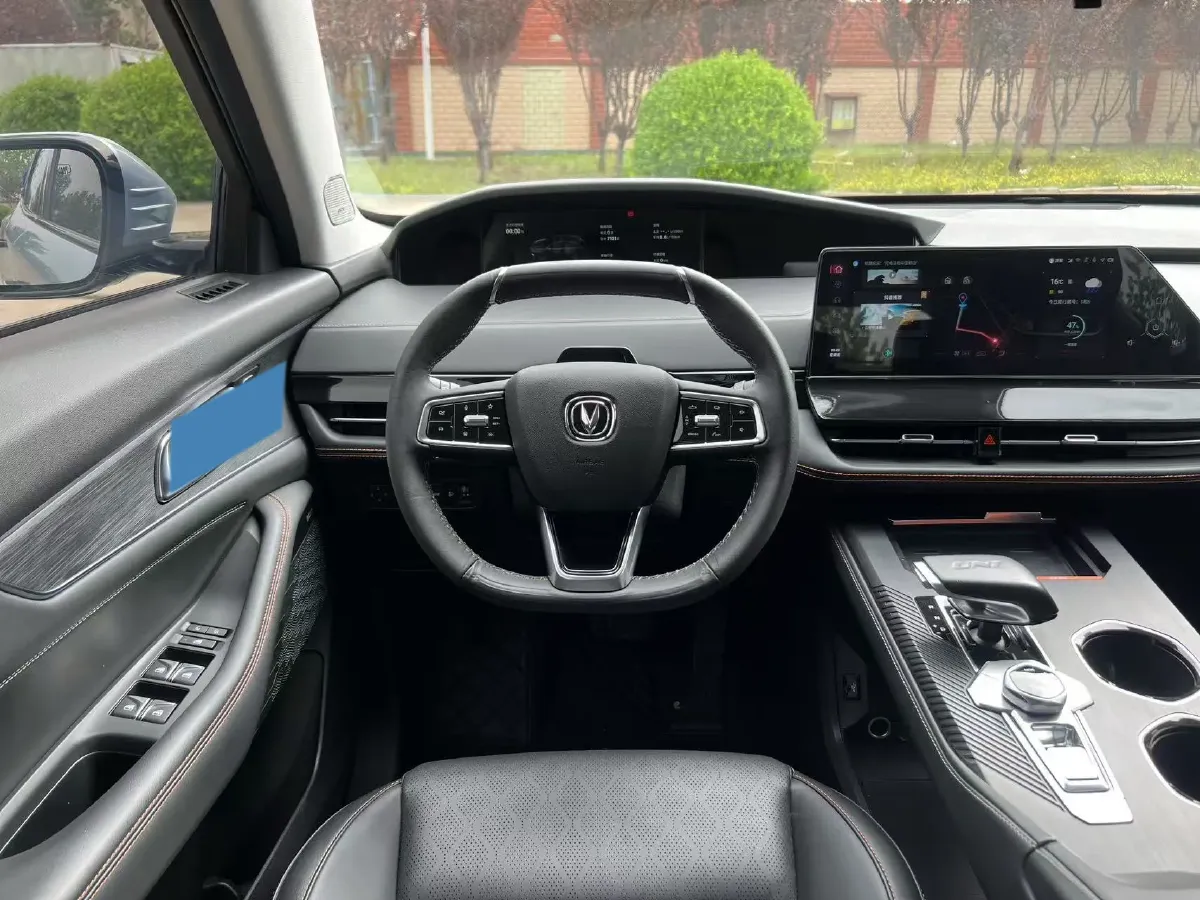 2021 ChangAn UNI-K 2.0T 233HP L4 8AT,autocango,china used car exporter,china ev exporter,chinese used car exporter,chinese used ev exporter