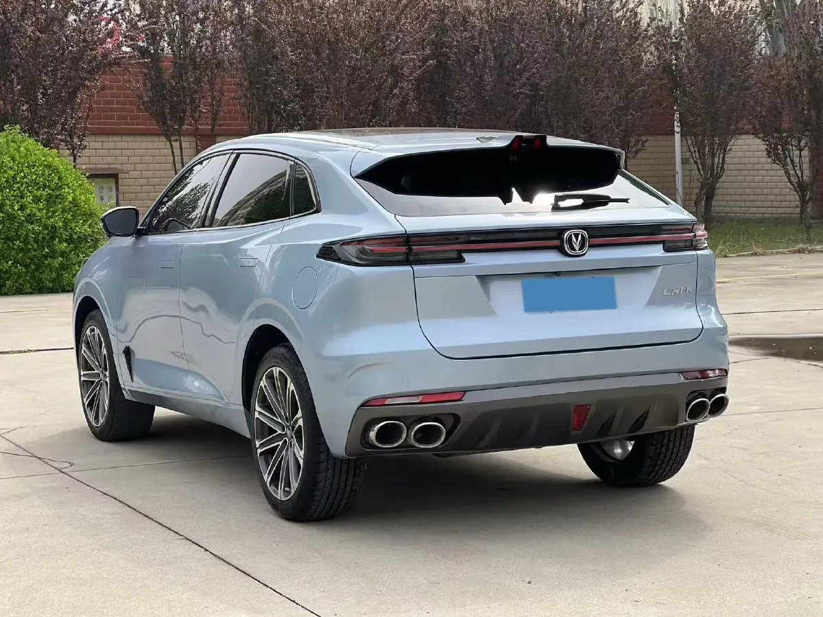 2021 ChangAn UNI-K 2.0T 233HP L4 8AT,autocango,china used car exporter,china ev exporter,chinese used car exporter,chinese used ev exporter