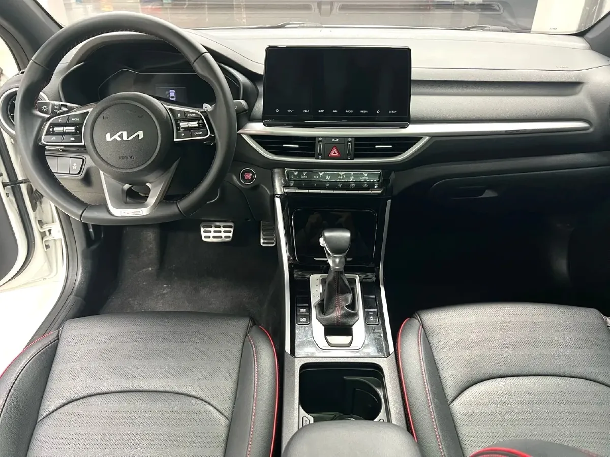 2021 Kia K3 1.4T 130HP L4 7DCT,autocango,china used car exporter,china ev exporter,chinese used car exporter,chinese used ev exporter