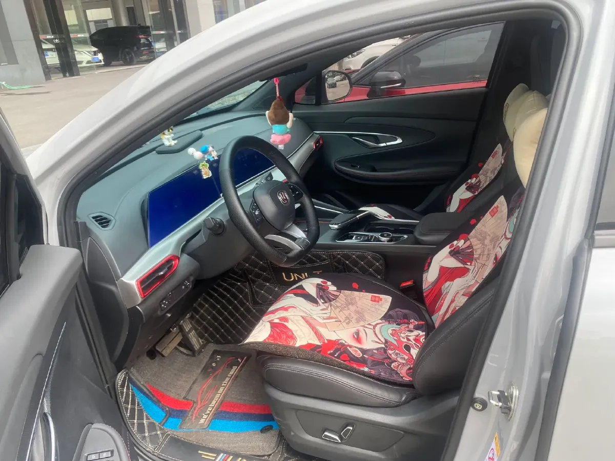 2022 ChangAn UNI-T 1.5T 188HP L4 7DCT,autocango,china used car exporter,china ev exporter,chinese used car exporter,chinese used ev exporter