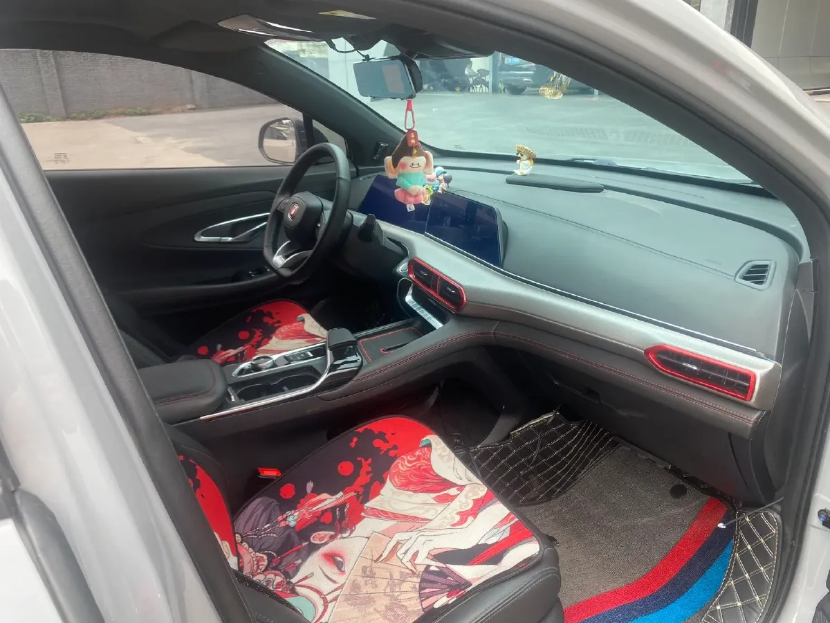 2022 ChangAn UNI-T 1.5T 188HP L4 7DCT,autocango,china used car exporter,china ev exporter,chinese used car exporter,chinese used ev exporter