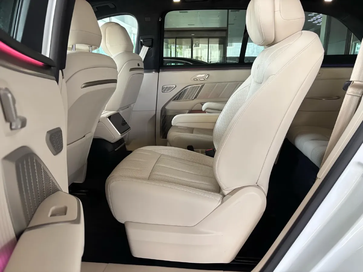 2025 ONVO L90 BEV,autocango,china used car exporter,china ev exporter,chinese used car exporter,chinese used ev exporter
