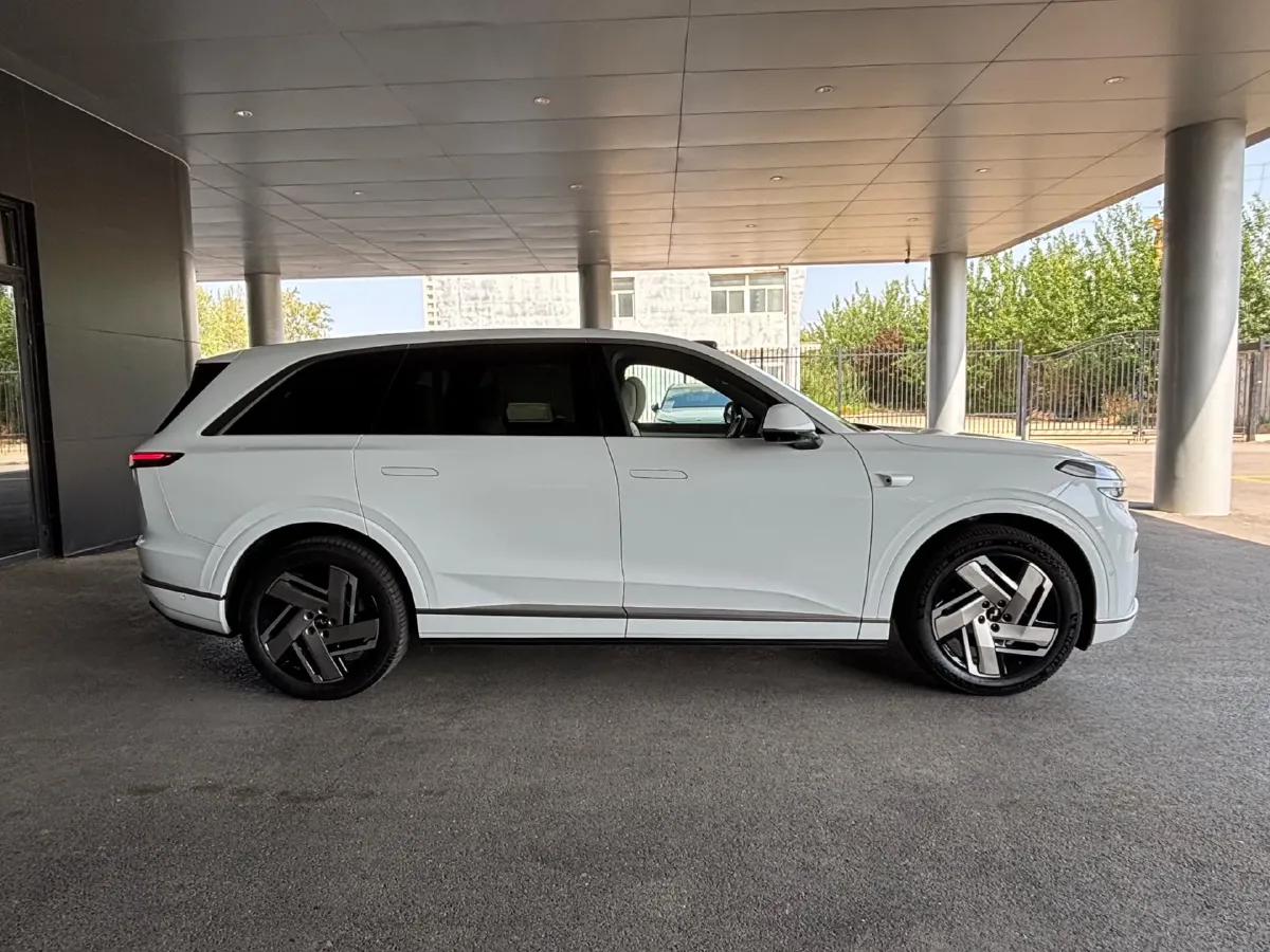 2025 ONVO L90 BEV,autocango,china used car exporter,china ev exporter,chinese used car exporter,chinese used ev exporter