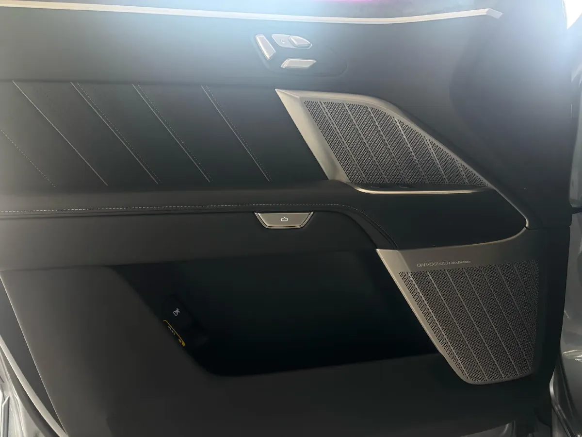 2025 ONVO L90 BEV,autocango,china used car exporter,china ev exporter,chinese used car exporter,chinese used ev exporter