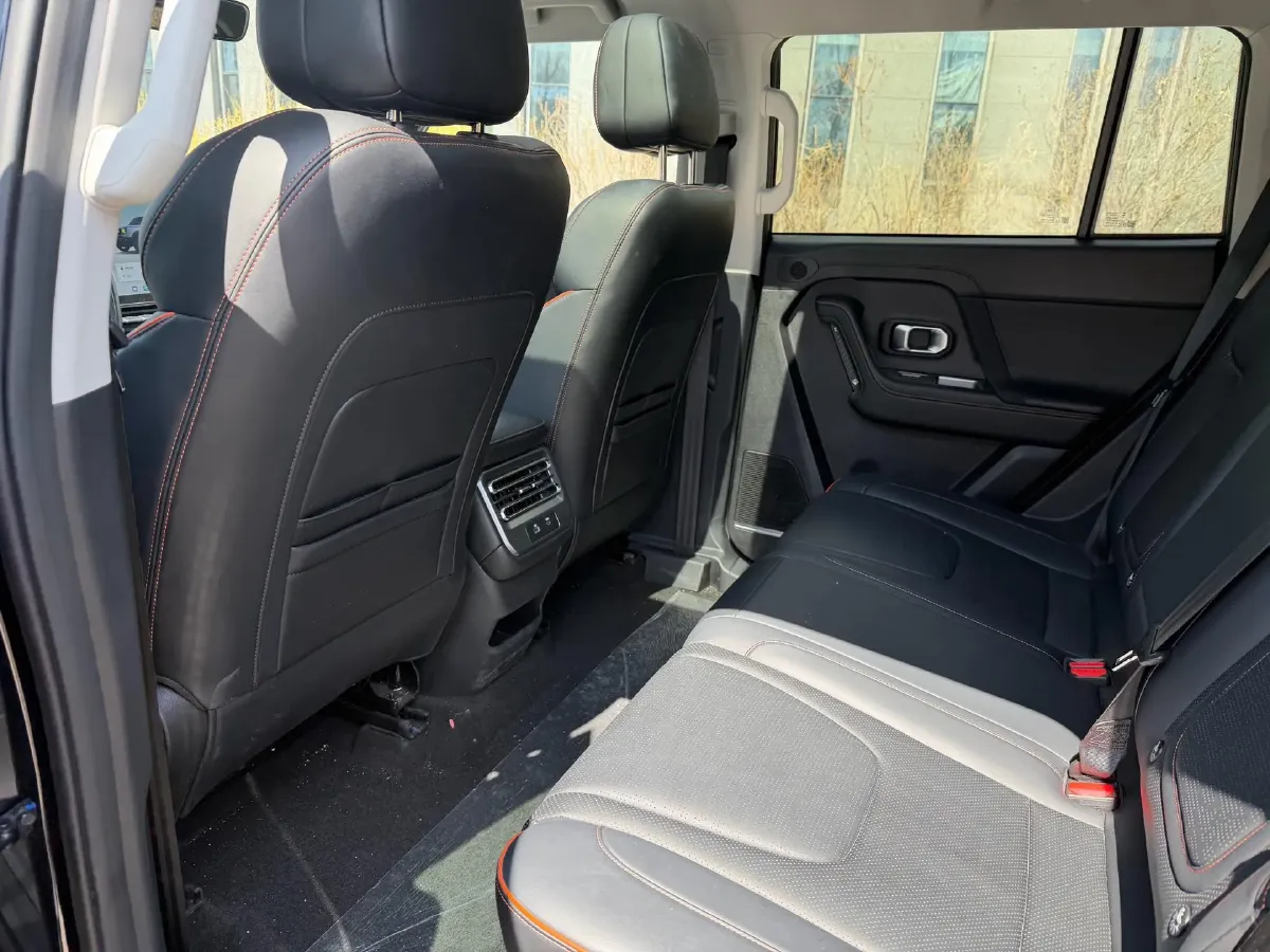 2025 MAXUS XinTu V70 2.0T 150HP L4 9AT,autocango,china used car exporter,china ev exporter,chinese used car exporter,chinese used ev exporter