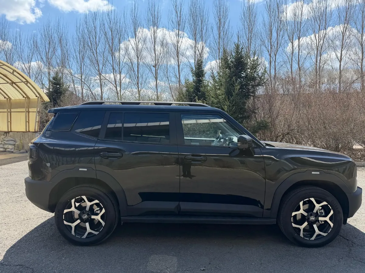 2025 MAXUS XinTu V70 2.0T 150HP L4 9AT,autocango,china used car exporter,china ev exporter,chinese used car exporter,chinese used ev exporter