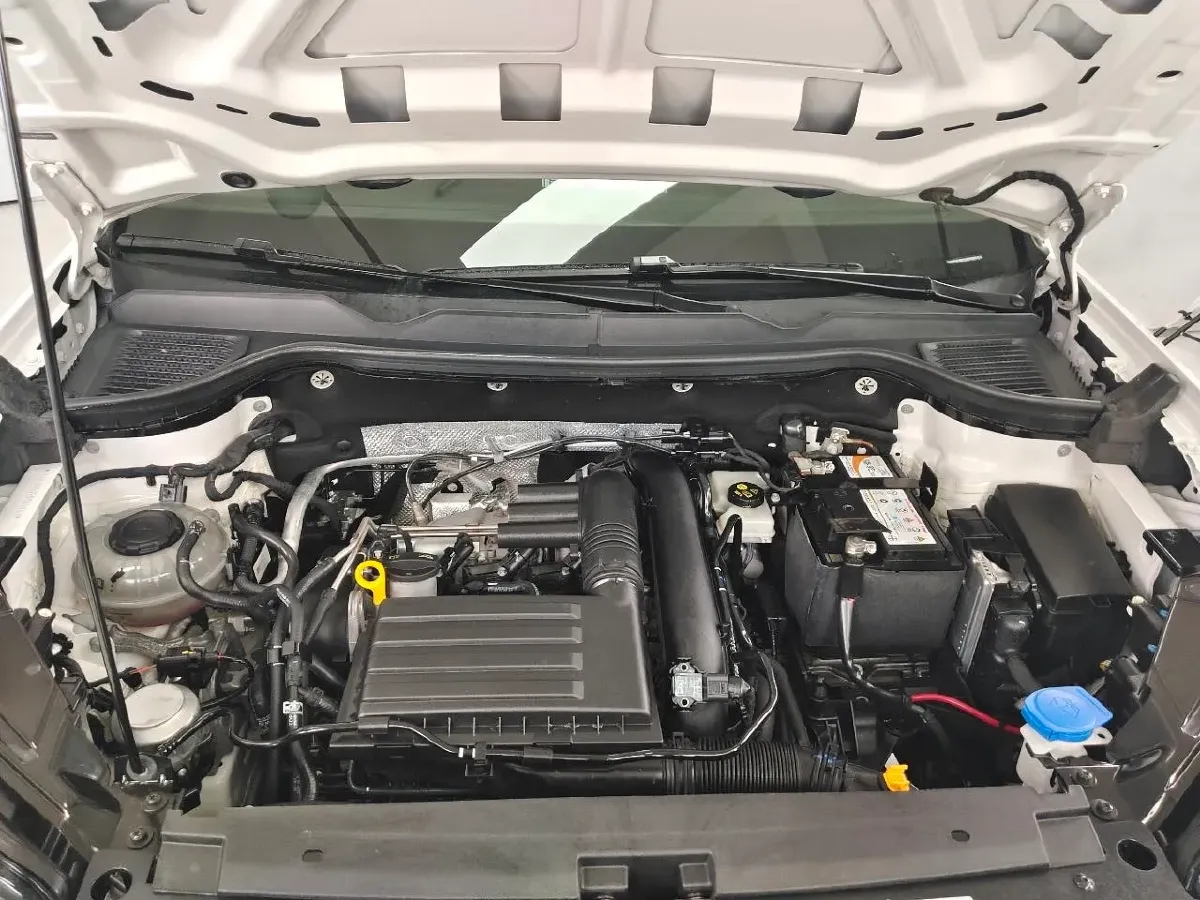 2021 Volkswagen Tharu 1.4T 150HP L4 7DCT,autocango,china used car exporter,china ev exporter,chinese used car exporter,chinese used ev exporter