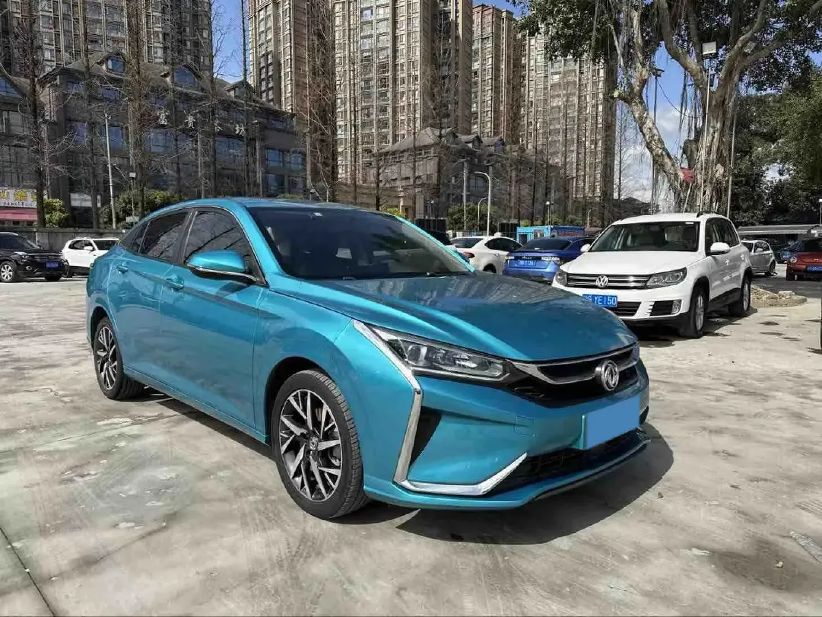 2020 DongFeng Aeolus YiXuan 1.5T 150HP L4 6DCT,autocango,china used car exporter,china ev exporter,chinese used car exporter,chinese used ev exporter