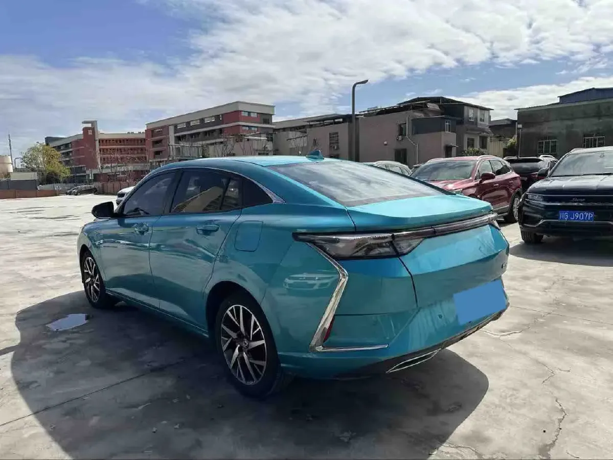2020 DongFeng Aeolus YiXuan 1.5T 150HP L4 6DCT,autocango,china used car exporter,china ev exporter,chinese used car exporter,chinese used ev exporter
