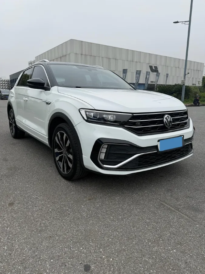 2021 Volkswagen T-Roc 1.4T 150HP L4 7DCT,autocango,china used car exporter,china ev exporter,chinese used car exporter,chinese used ev exporter
