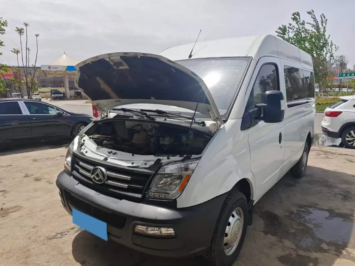 2020 MAXUS XinTu V80 2.5T 136HP L4 6MT,autocango,china used car exporter,china ev exporter,chinese used car exporter,chinese used ev exporter