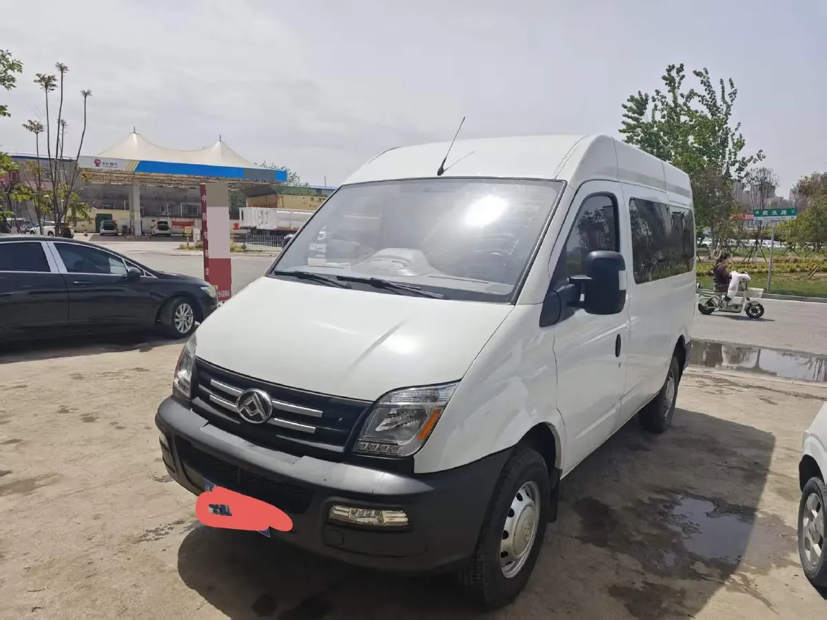 2020 MAXUS XinTu V80 2.5T 136HP L4 6MT,autocango,china used car exporter,china ev exporter,chinese used car exporter,chinese used ev exporter