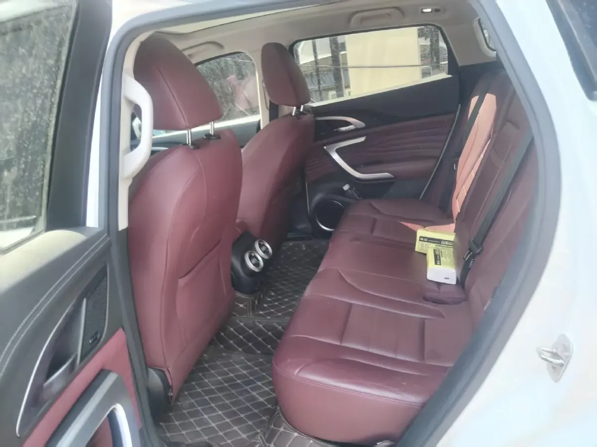 2019 WEY VV7 2.0T 227HP L4 7DCT,autocango,china used car exporter,china ev exporter,chinese used car exporter,chinese used ev exporter