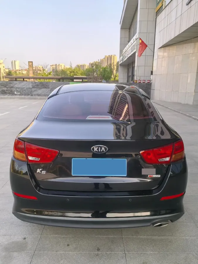 2016 Kia K5 2.0L 161HP L4 6AT,autocango,china used car exporter,china ev exporter,chinese used car exporter,chinese used ev exporter