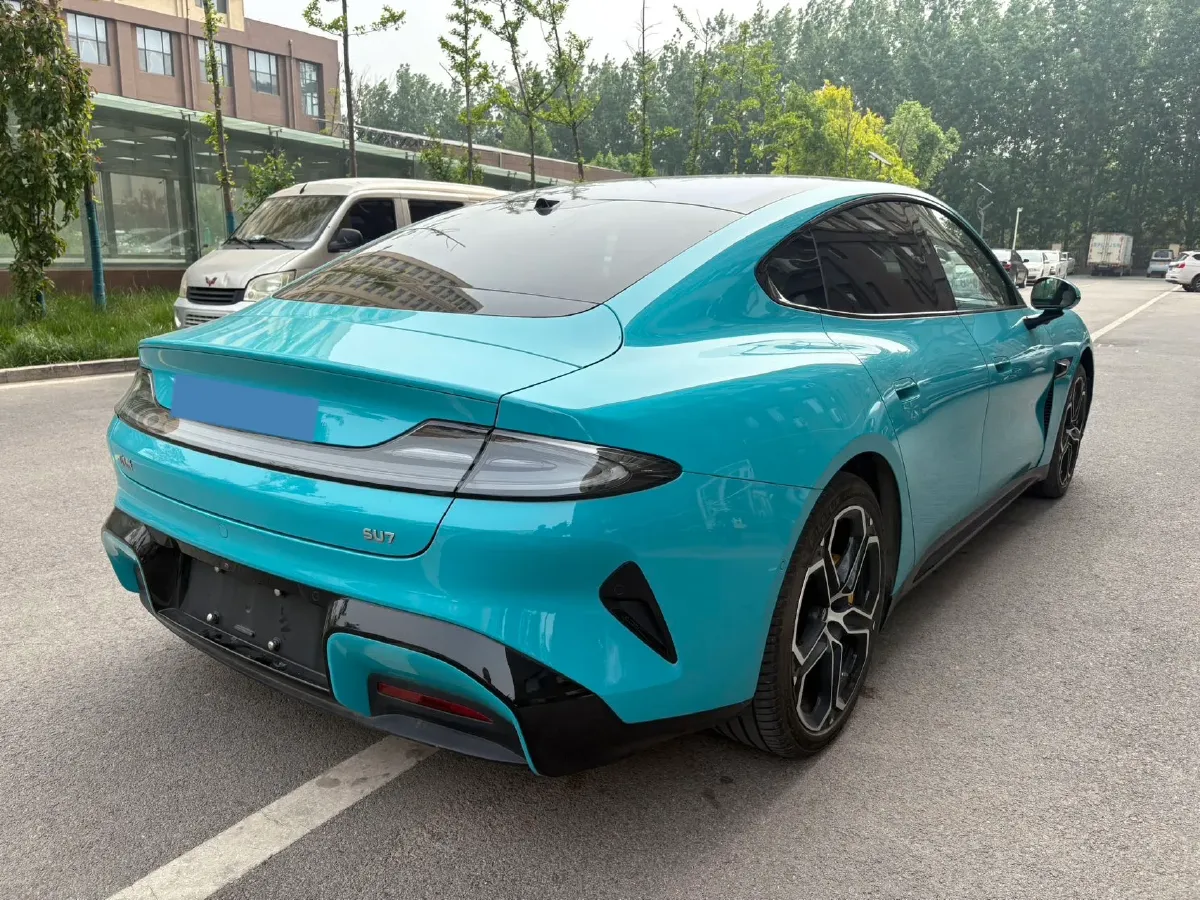 2024 MI SU7 BEV 73.6KWH,autocango,china used car exporter,china ev exporter,chinese used car exporter,chinese used ev exporter