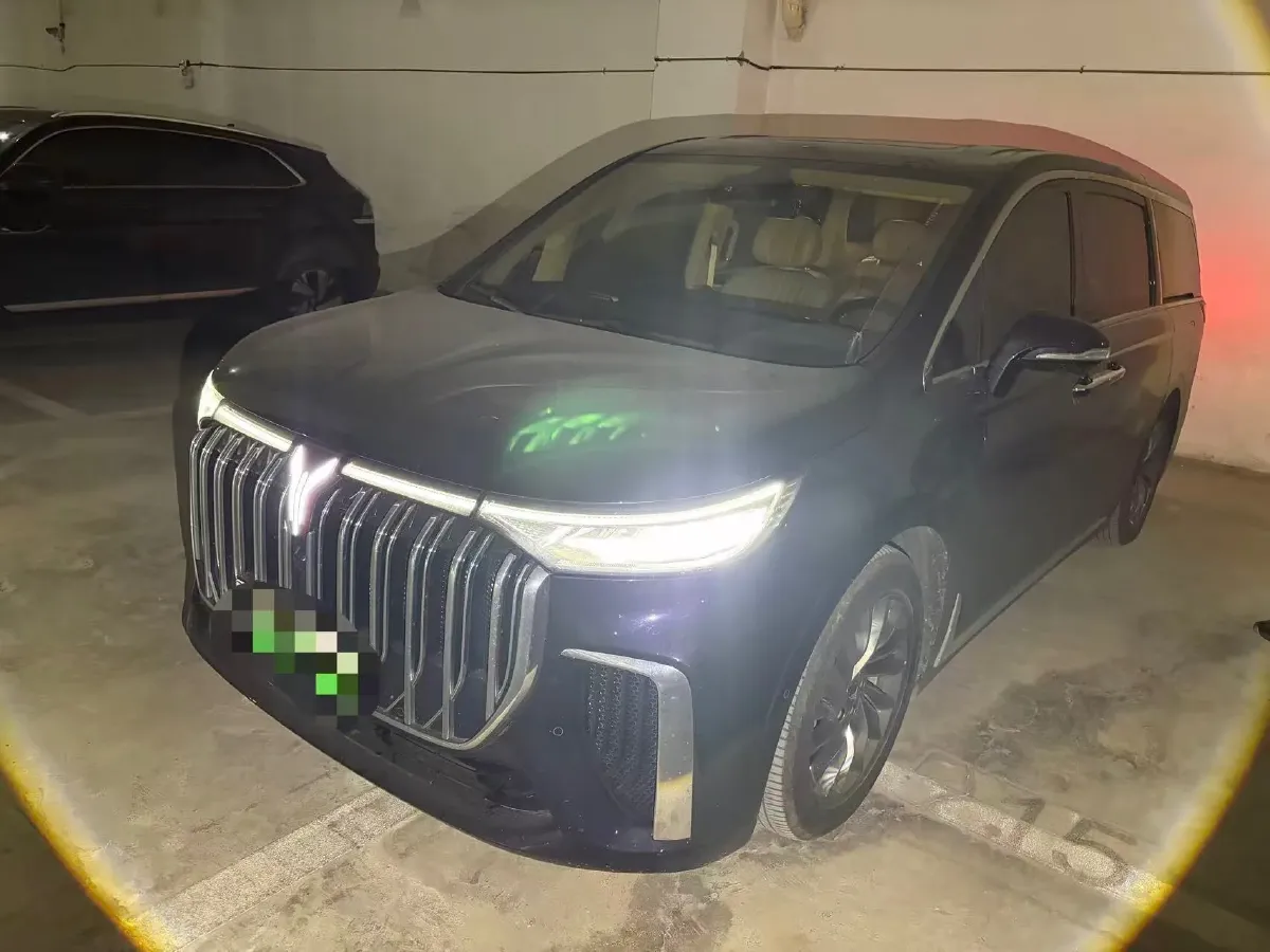 2022 Voyah Dream 1.5T 136HP L4 PHEV 25.57KWH,autocango,china used car exporter,china ev exporter,chinese used car exporter,chinese used ev exporter