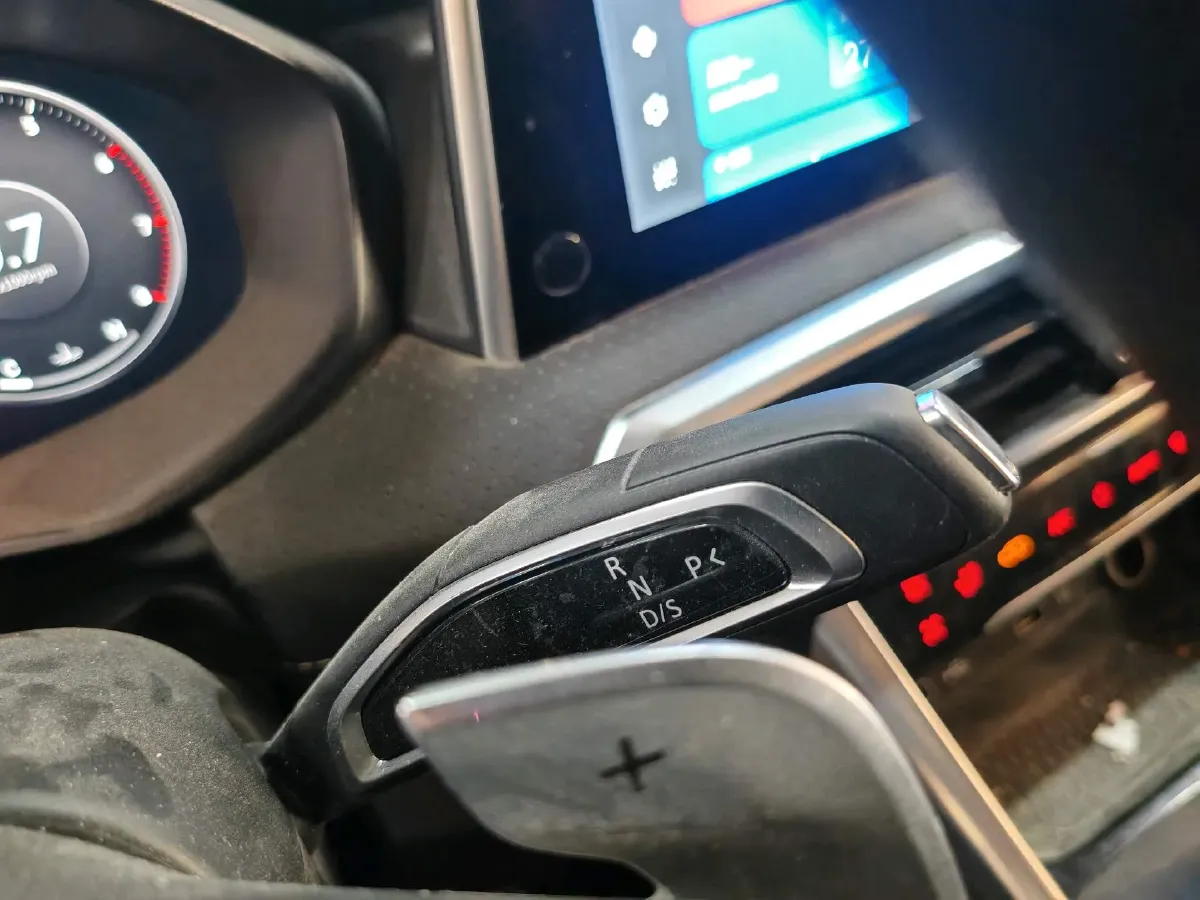 2021 MAXUS G50 1.5T 169HP L4 7DCT,autocango,china used car exporter,china ev exporter,chinese used car exporter,chinese used ev exporter