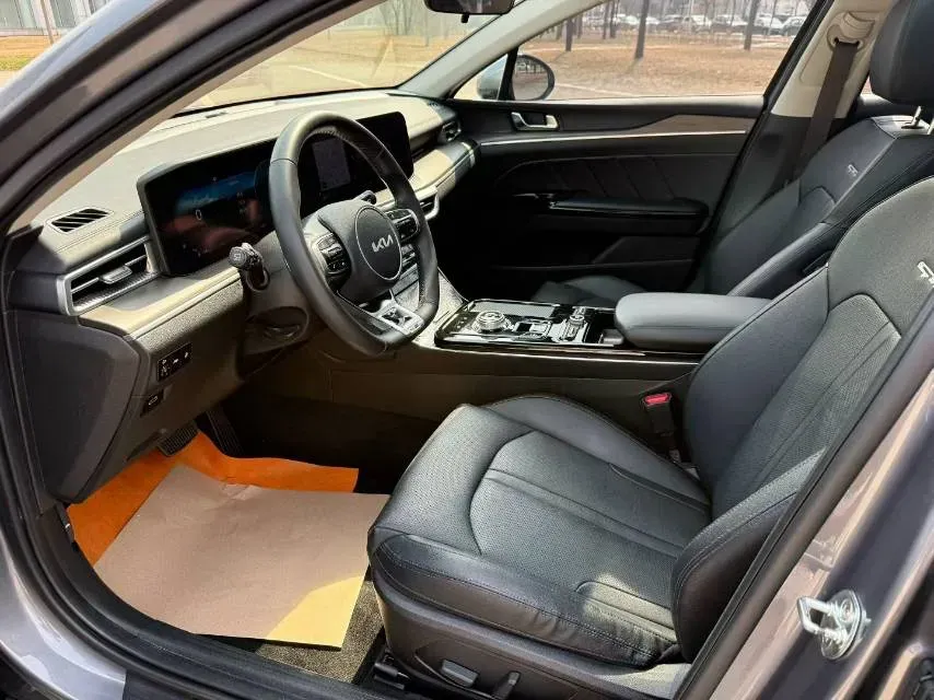 2021 Kia K5 2.0T 240HP L4 8AT,autocango,china used car exporter,china ev exporter,chinese used car exporter,chinese used ev exporter