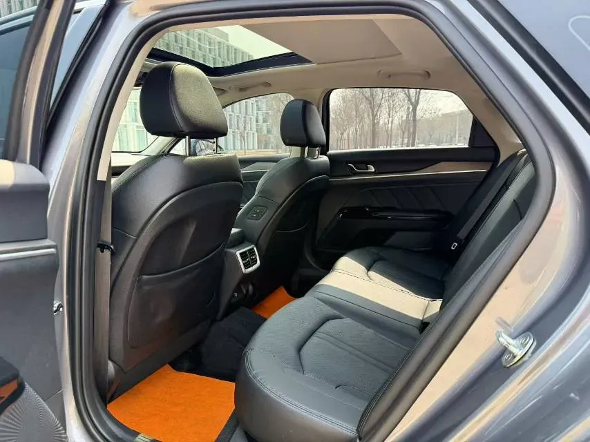 2021 Kia K5 2.0T 240HP L4 8AT,autocango,china used car exporter,china ev exporter,chinese used car exporter,chinese used ev exporter