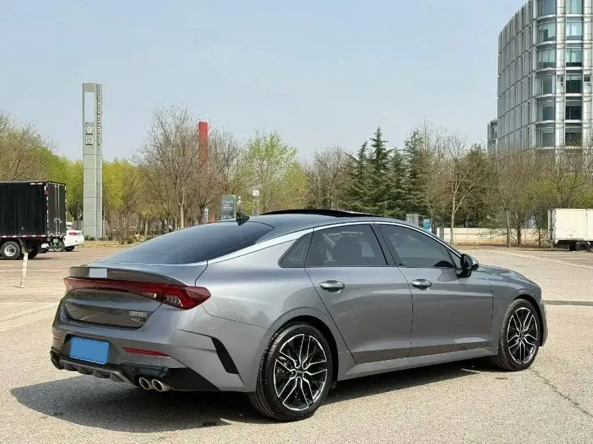 2021 Kia K5 2.0T 240HP L4 8AT,autocango,china used car exporter,china ev exporter,chinese used car exporter,chinese used ev exporter