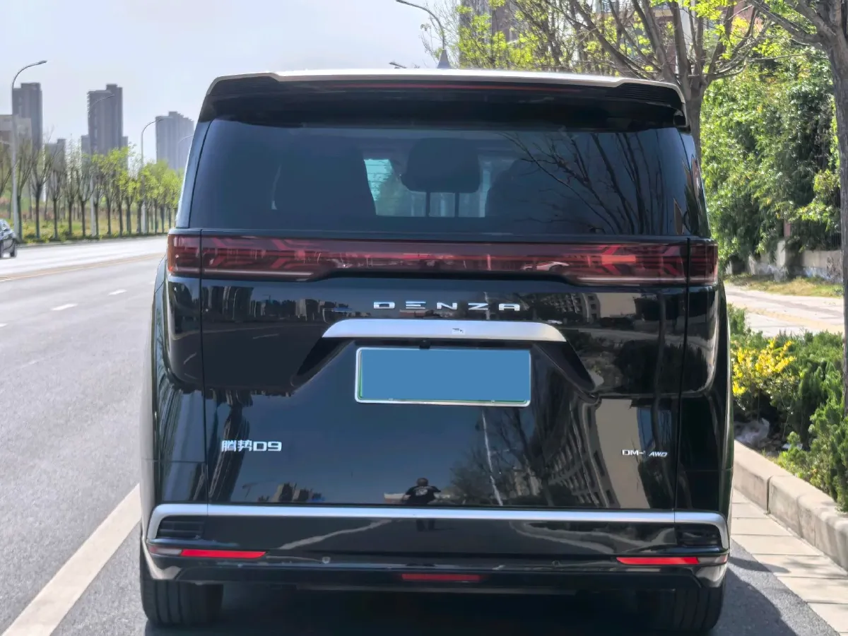 2022 Mercedes-Benz GLC Class 2.0T 197HP L4 9AT,autocango,china used car exporter,china ev exporter,chinese used car exporter,chinese used ev exporter