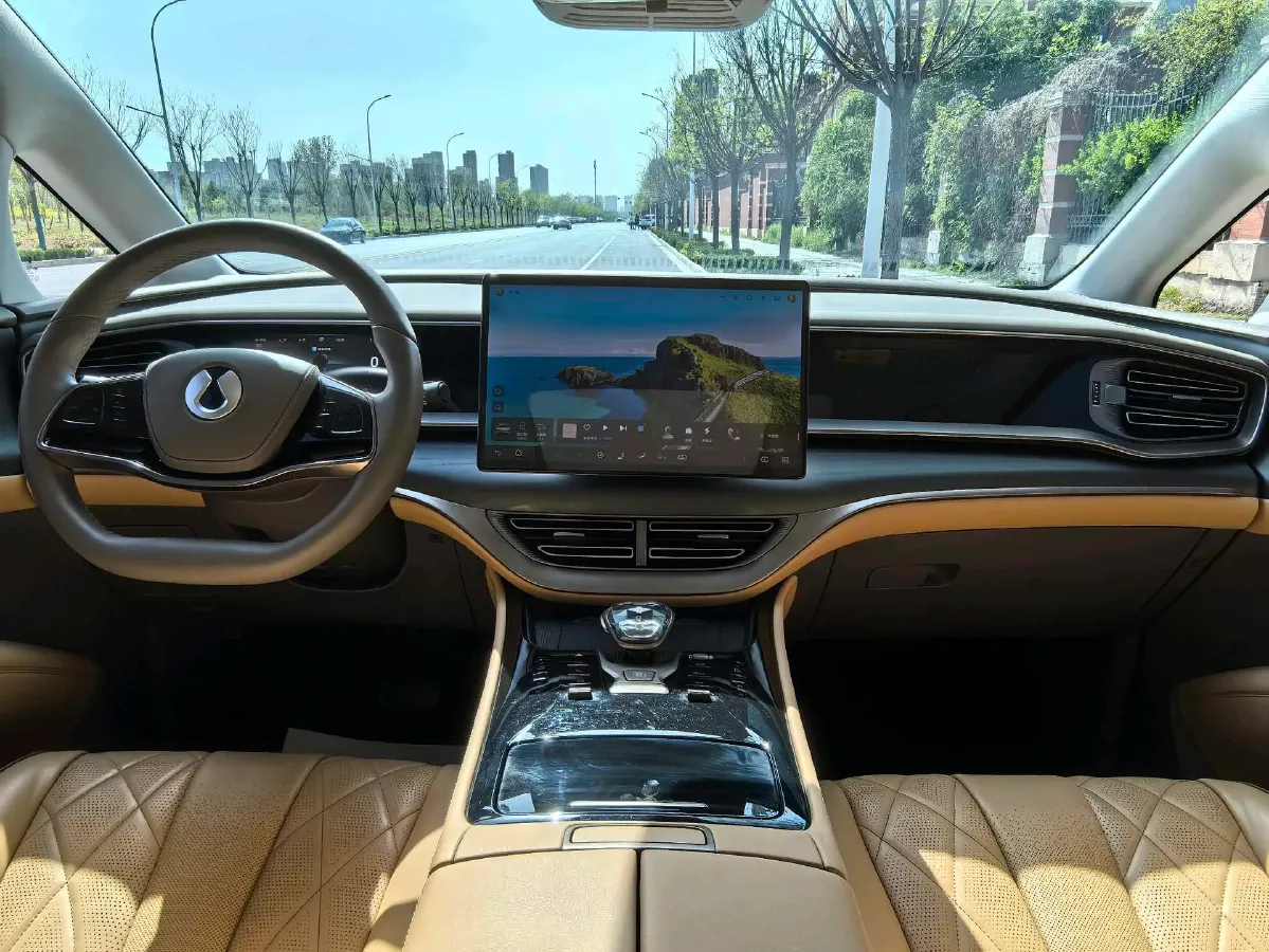 2022 Mercedes-Benz GLC Class 2.0T 197HP L4 9AT,autocango,china used car exporter,china ev exporter,chinese used car exporter,chinese used ev exporter