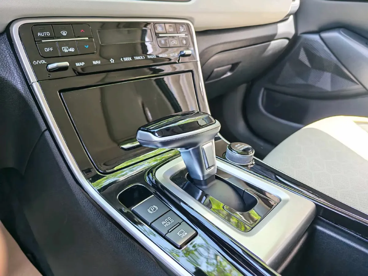 2023 Kia Seltos 1.5L 115HP L4 CVT,autocango,china used car exporter,china ev exporter,chinese used car exporter,chinese used ev exporter