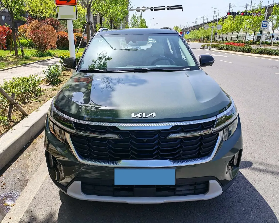 2023 Kia Seltos 1.5L 115HP L4 CVT,autocango,china used car exporter,china ev exporter,chinese used car exporter,chinese used ev exporter