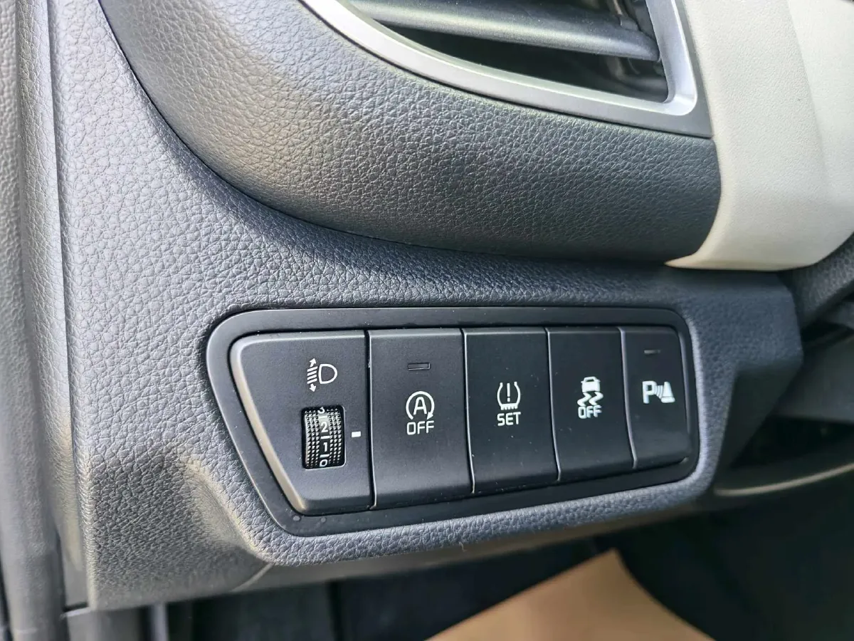 2023 Kia Seltos 1.5L 115HP L4 CVT,autocango,china used car exporter,china ev exporter,chinese used car exporter,chinese used ev exporter