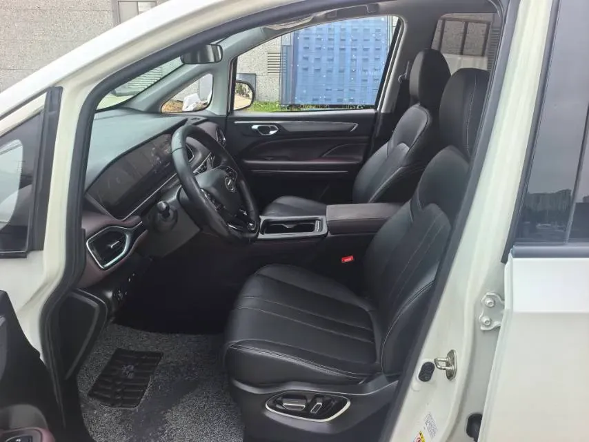 2021 GAC Trumpchi M6 1.5T 169HP L4 7DCT,autocango,china used car exporter,china ev exporter,chinese used car exporter,chinese used ev exporter